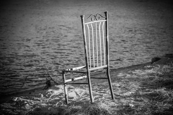 chair-on-White-river-shore